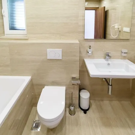 Modern Christian With Pool, Sauna, And Jacuzzi, 10 Min Walk From The