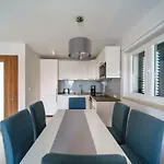 Modern Christian With Pool, Sauna, And Jacuzzi, 10 Min Walk From The